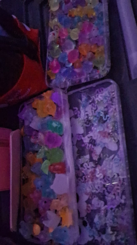 Mini resin figures